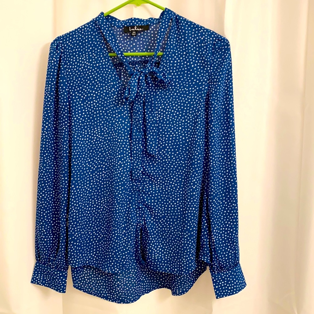 Lulus Button up